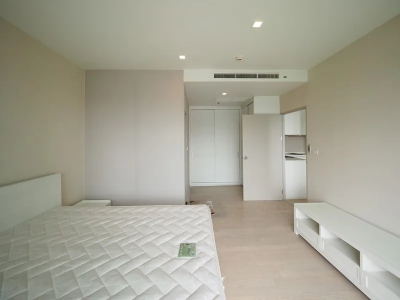 Property photos for Noble Solo