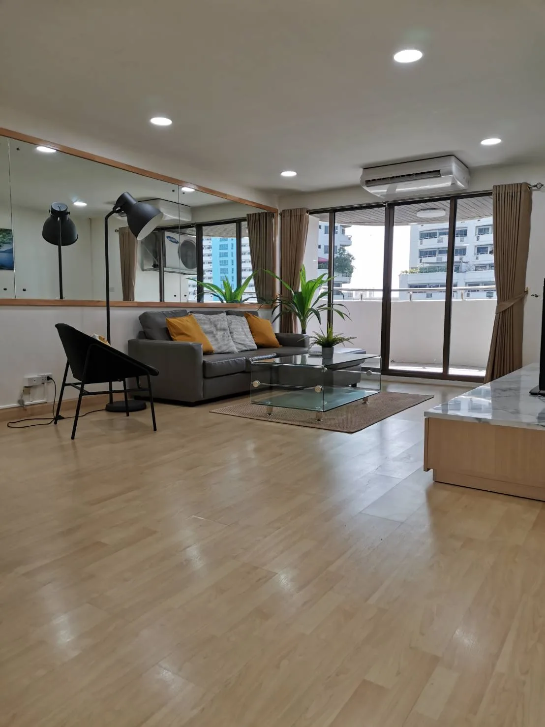 Property photos for Flora Ville