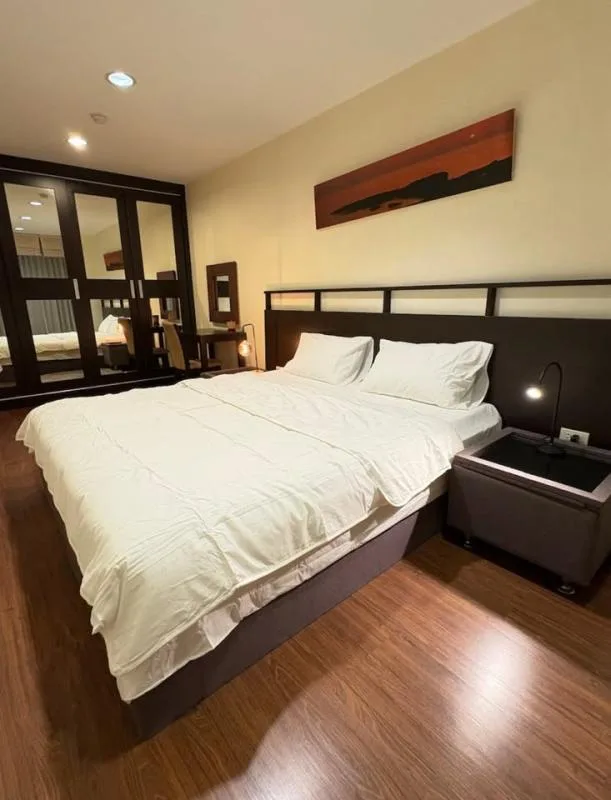 Property photos for Premier Thonglo