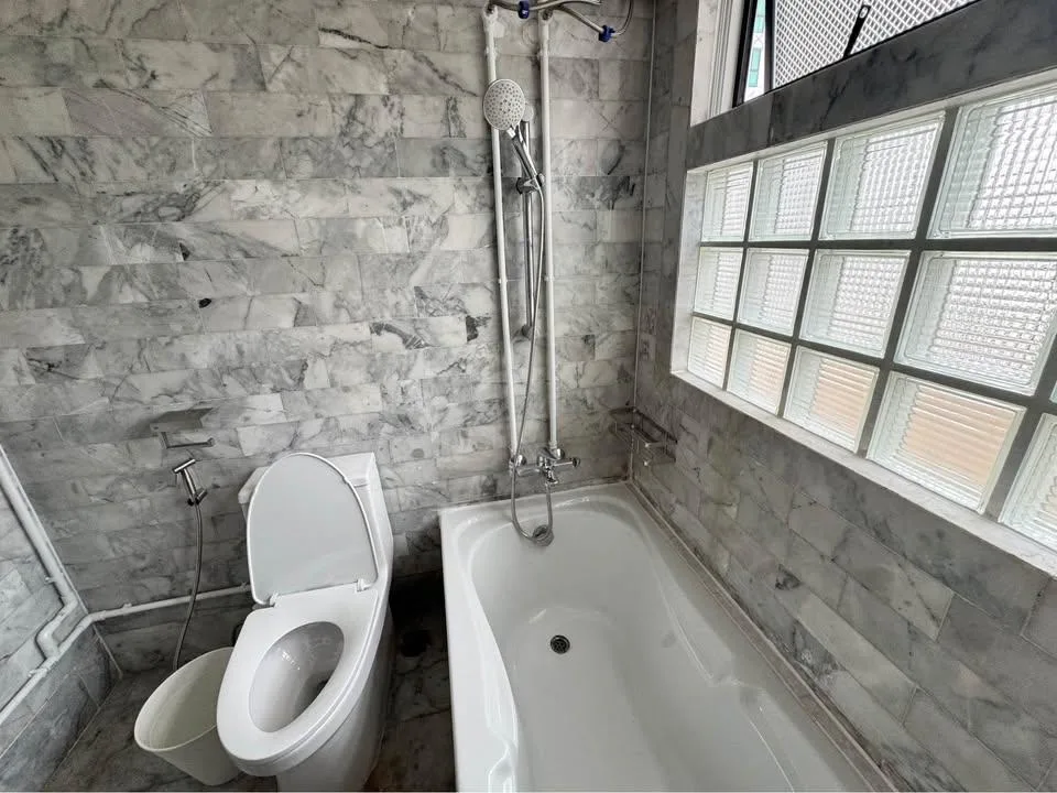 Property photos for Sampoom Garden