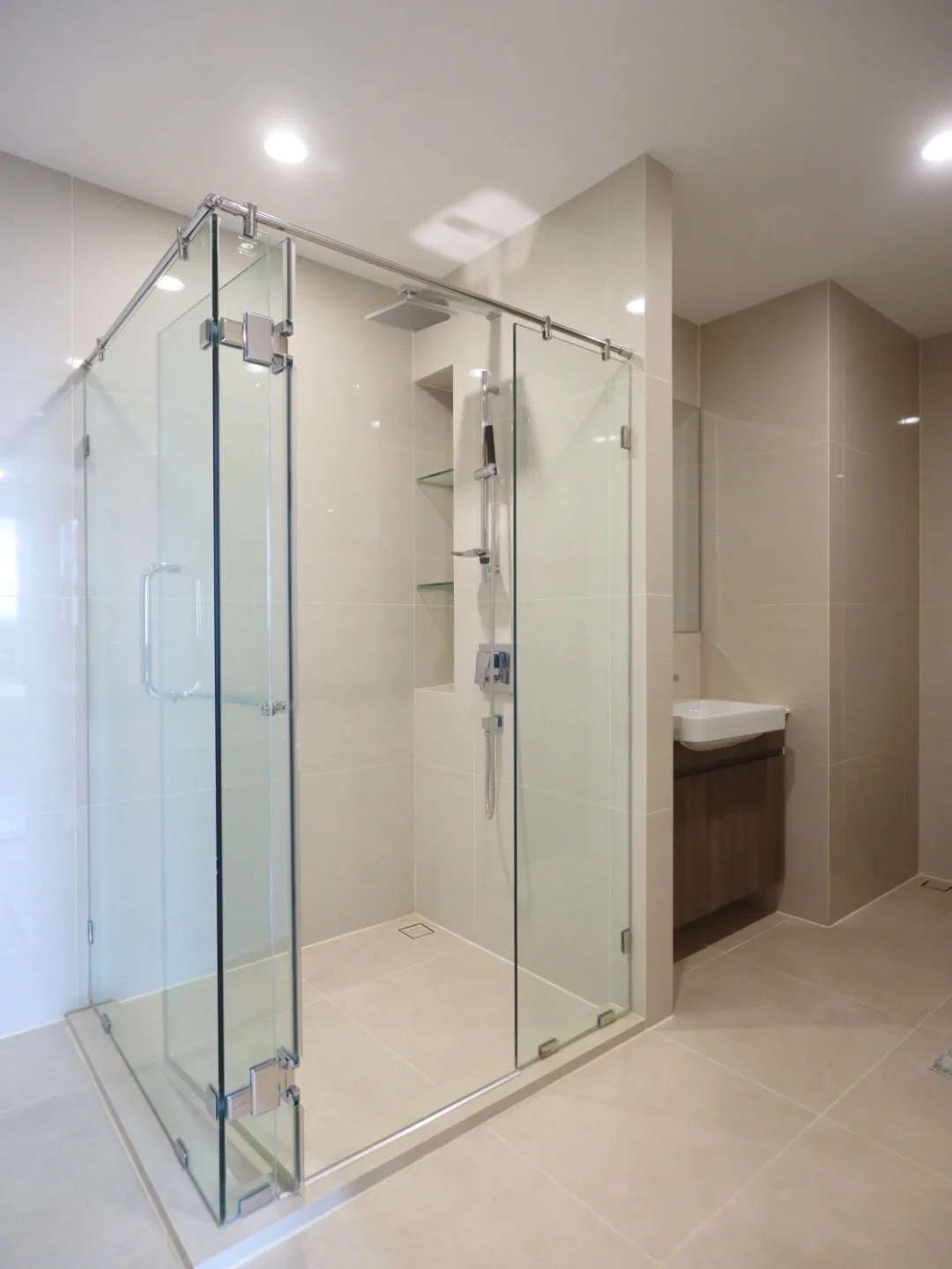Property photos for IDEO Mobi Sukhumvit 66