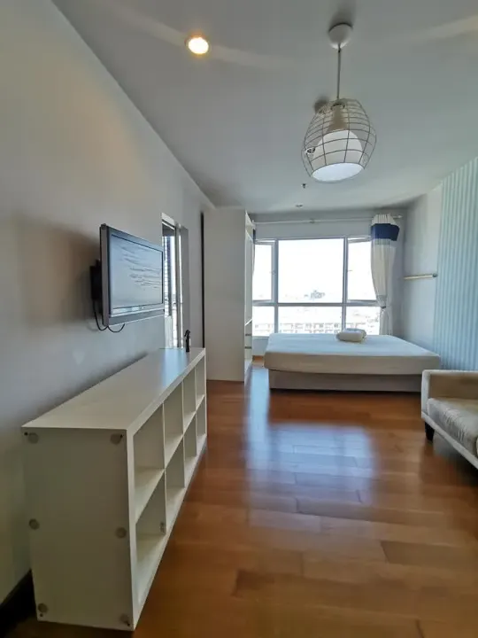 Property photos for Hive Taksin