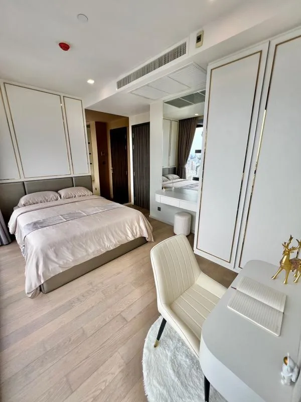Property photos for Ashton Asoke