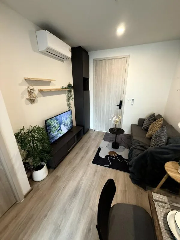 Property photos for Nue District R9
