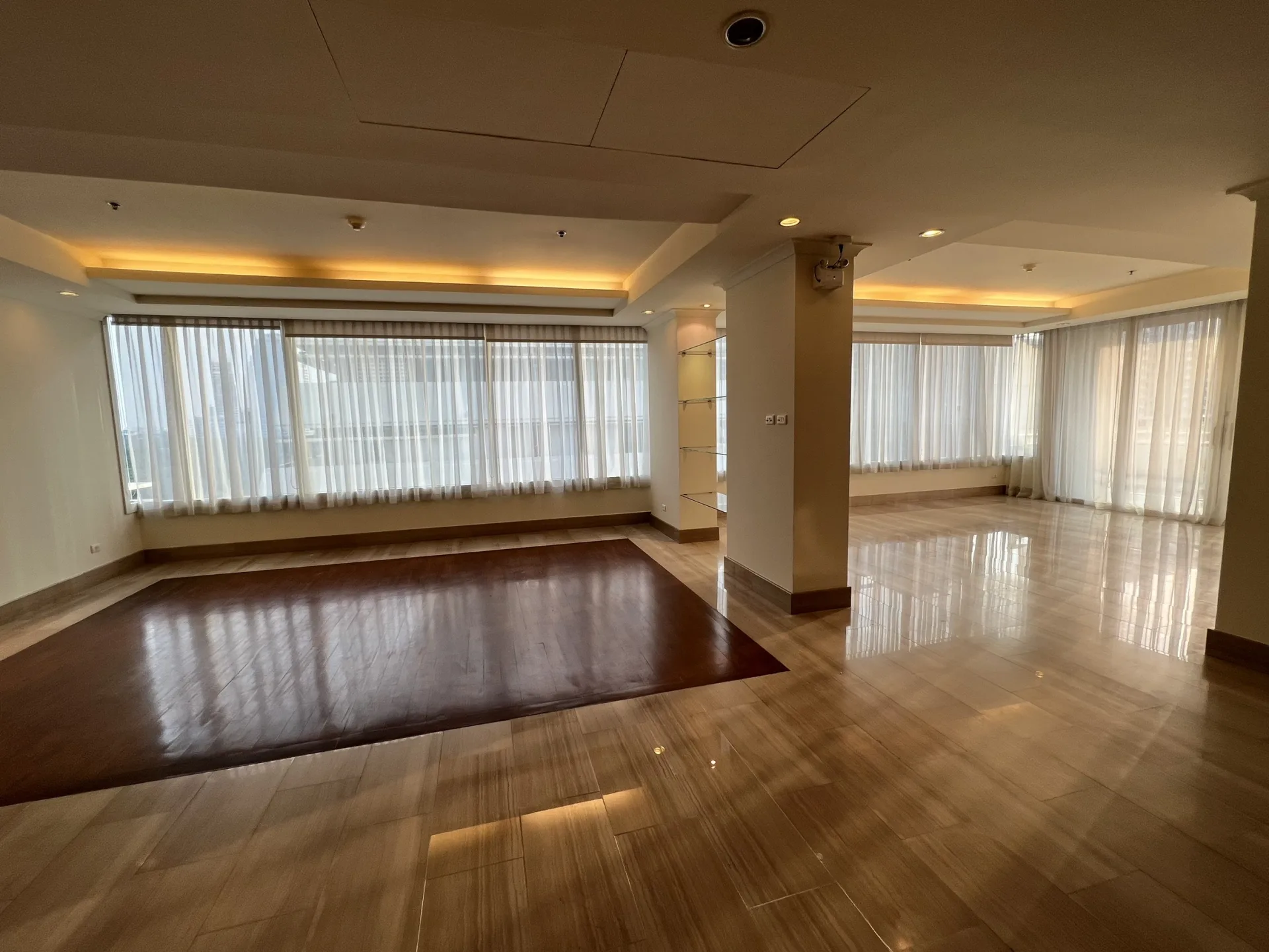 Property photos for Baan Ratchadamri