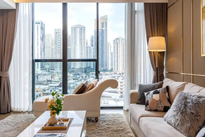 Property photos for Siamese Exclusive Queens