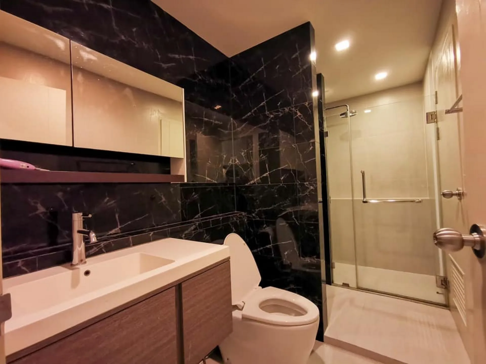 Property photos for Tree Condo Ekamai