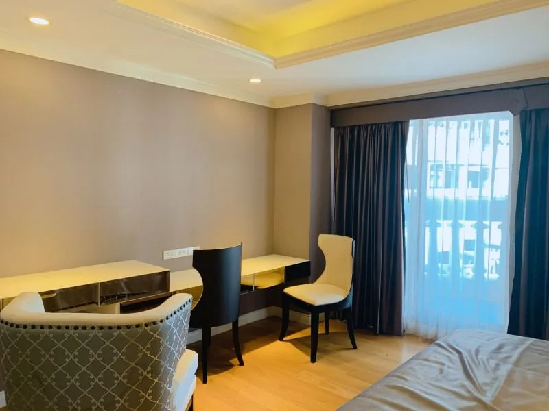 Property photos for State Tower