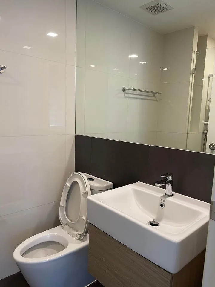 Property photos for Chambers On - nut Station