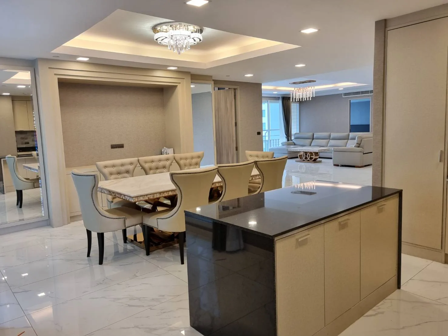 Property photos for Ideal 24