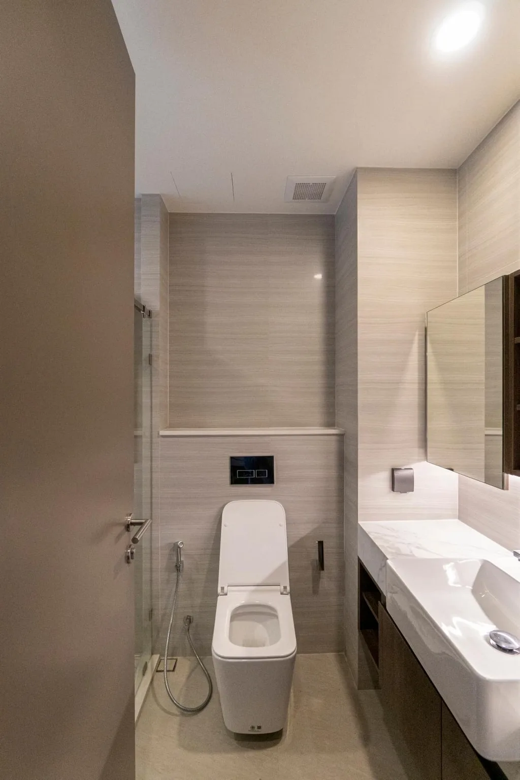 Property photos for Park Origin Thonglor