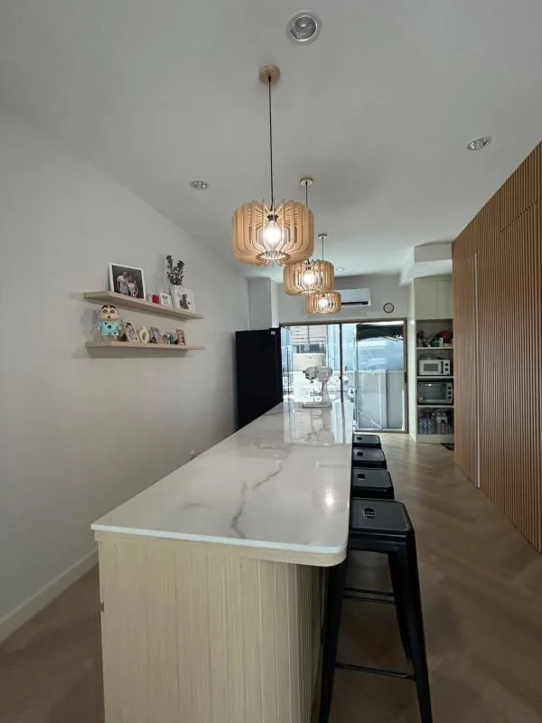 Property photos for Baan Klang Muang Rama 9
