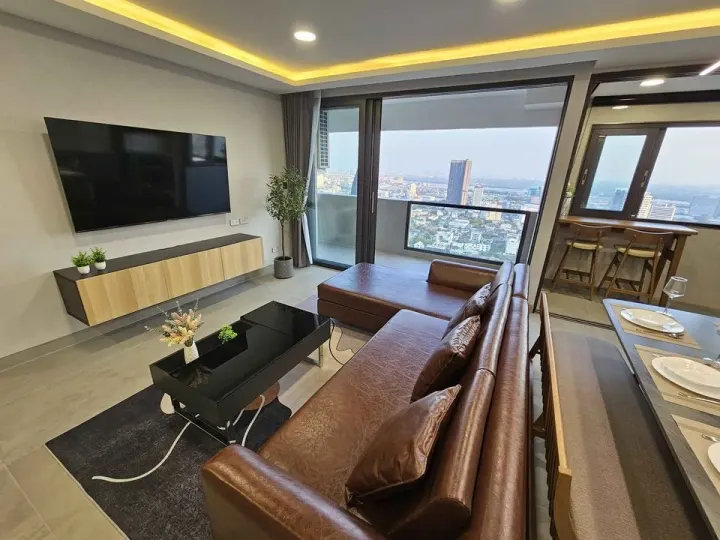Property photos for The Waterford Diamond