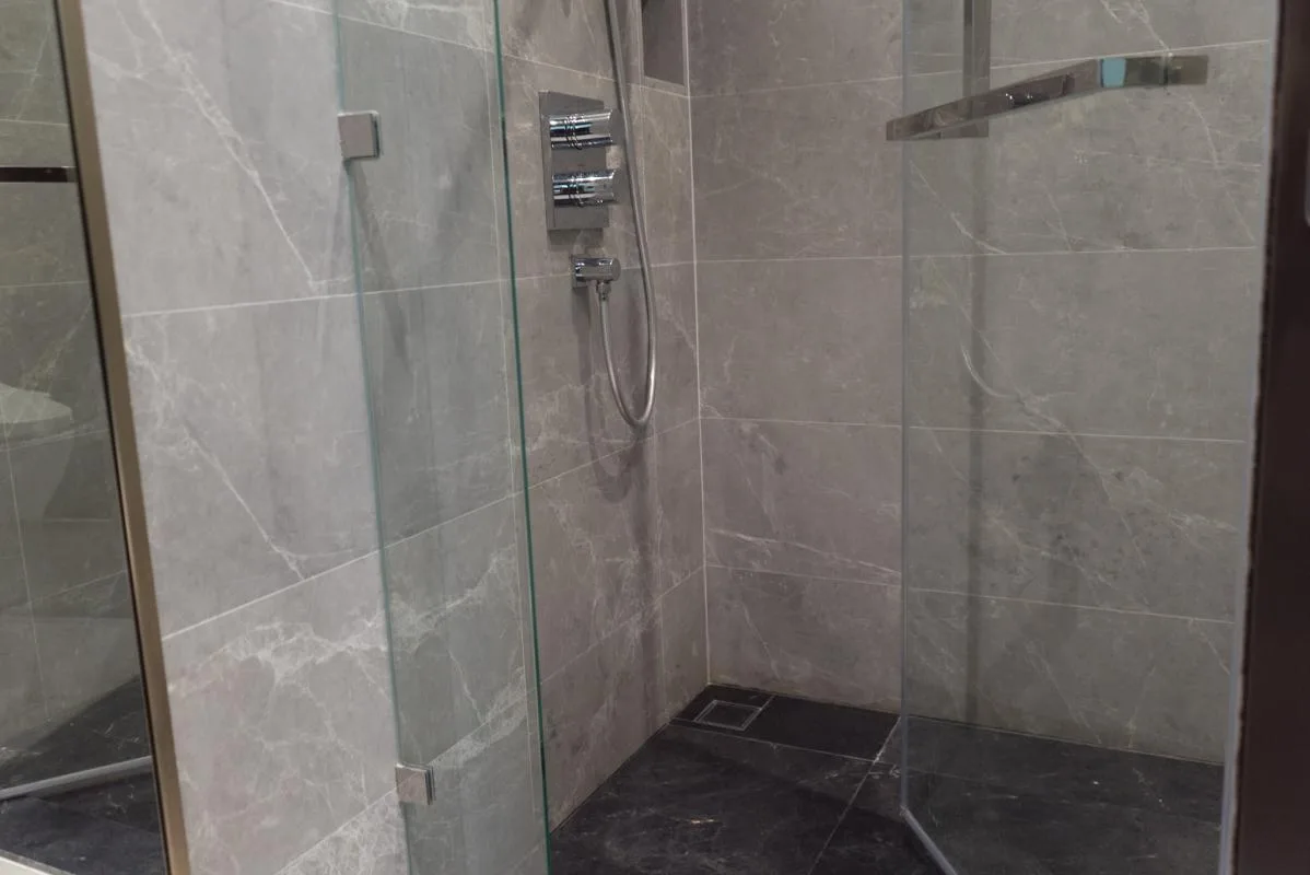 Property photos for 28 Chidlom