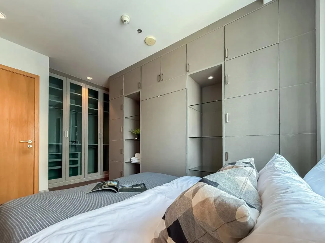 Property photos for Circle Condominium