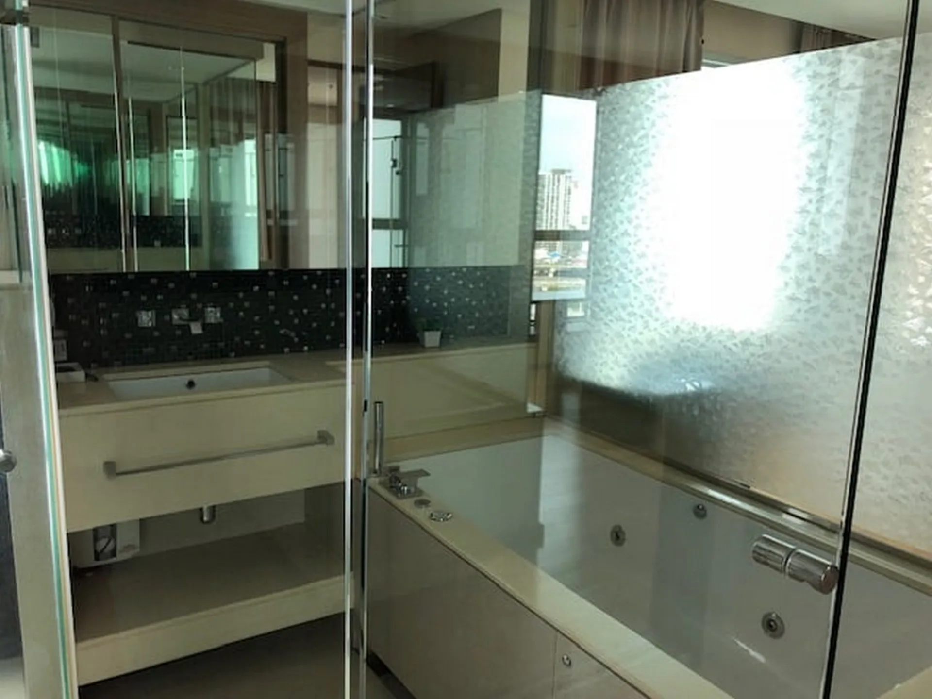 Property photos for The Address Asoke