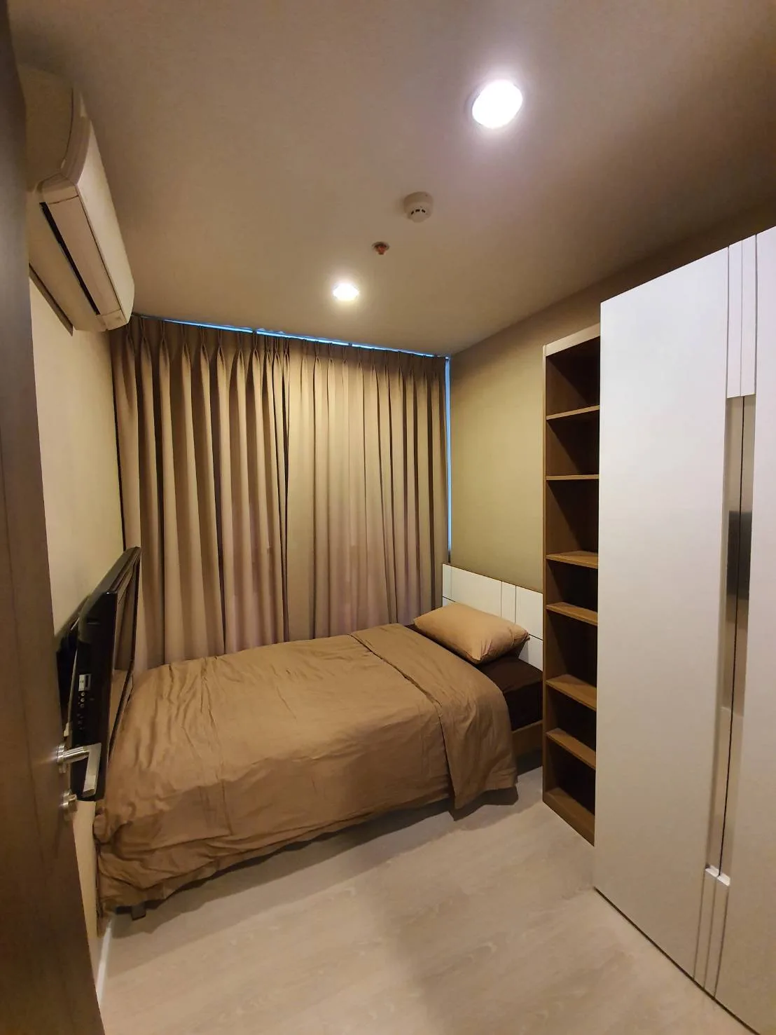 Property photos for Rhythm Sathorn - Narathiwas