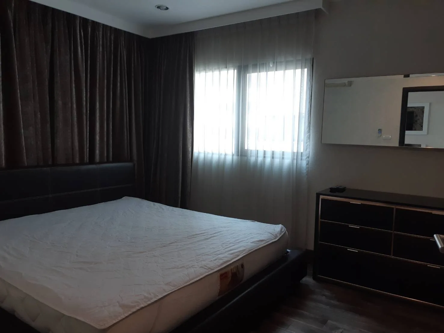 Property photos for Sathorn Gardens