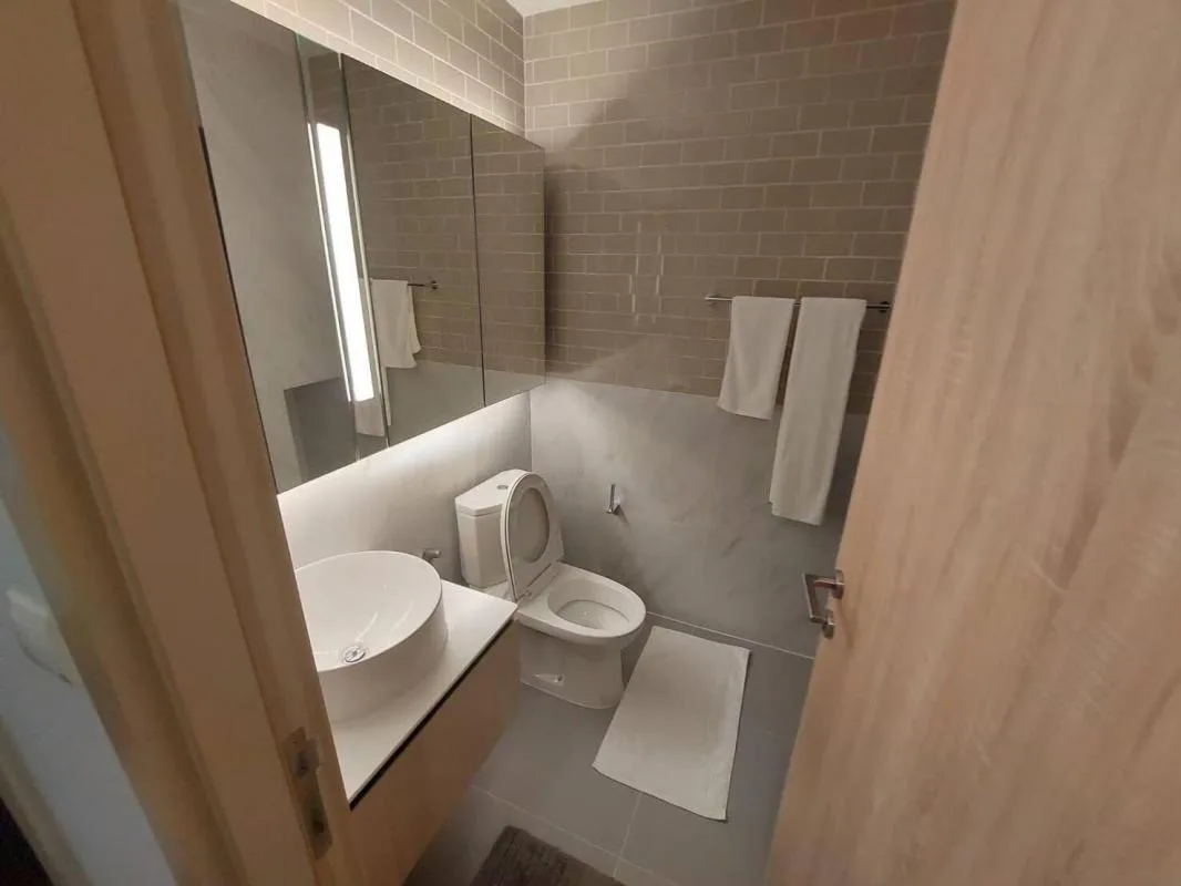 Property photos for Holme Ekkamai 22