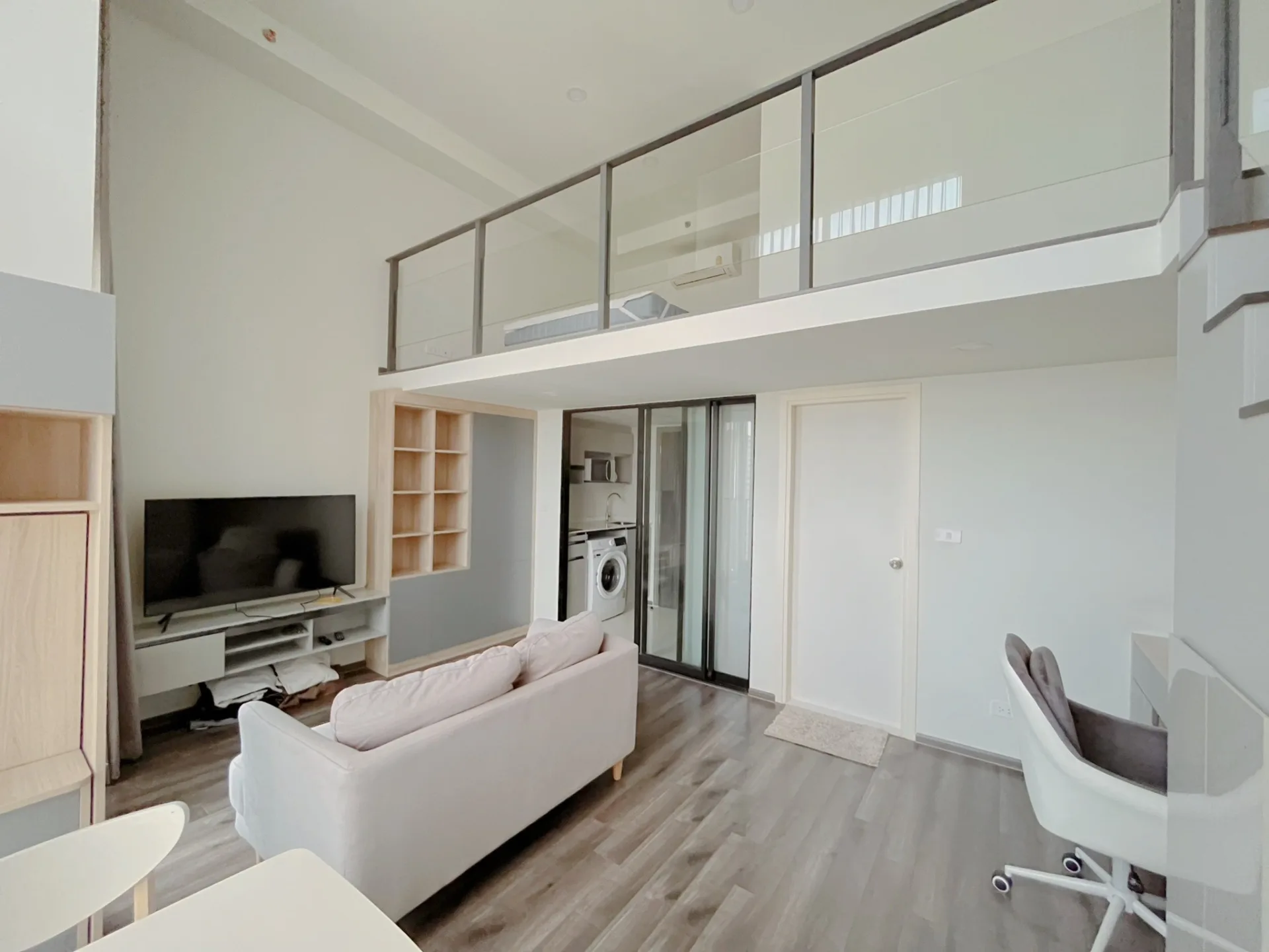 Property photos for KnightsBridge Space ??? Rama9