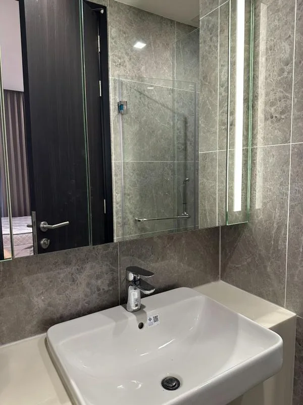 Property photos for Noble Around Ari