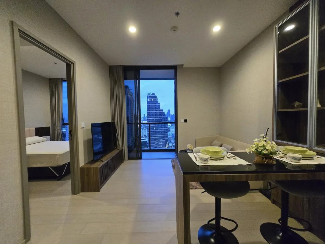 Property photos for The Extro Phayathai-rangnam