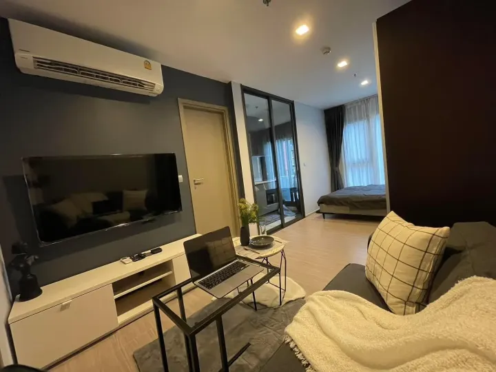 Property photos for Life Asoke Hype