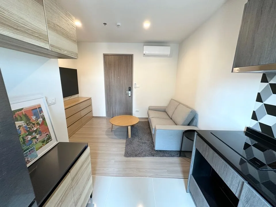 Property photos for The Base Phetchaburi-thonglor