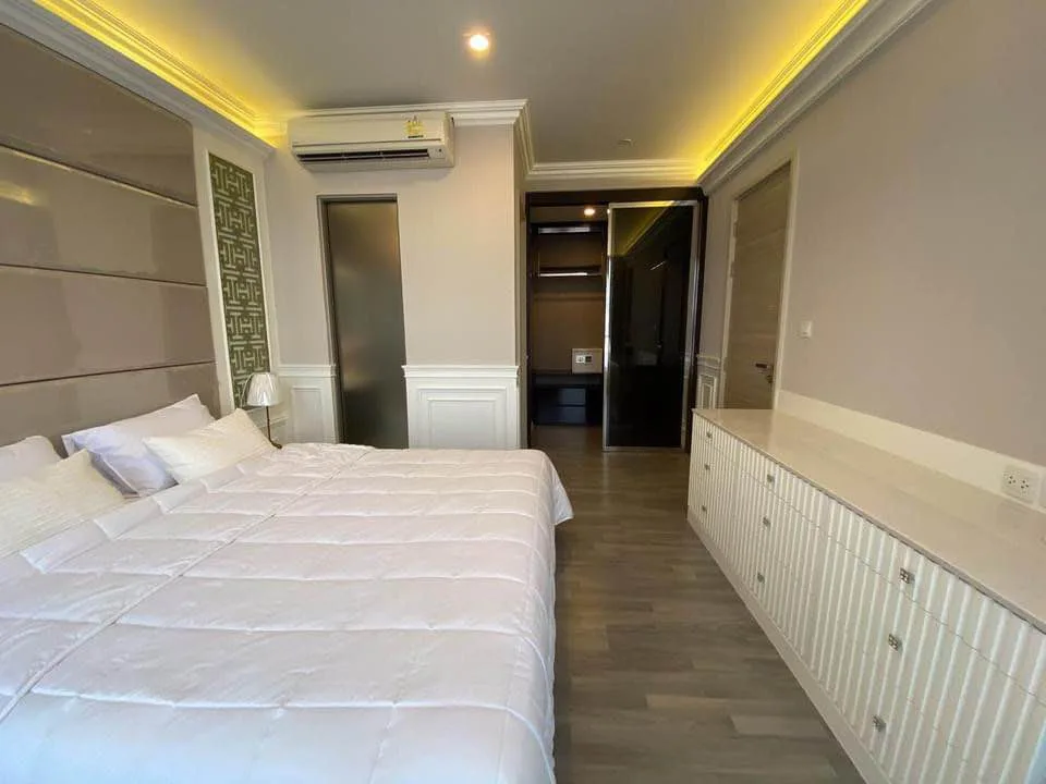 Property photos for The Room Sathorn - St.Louis
