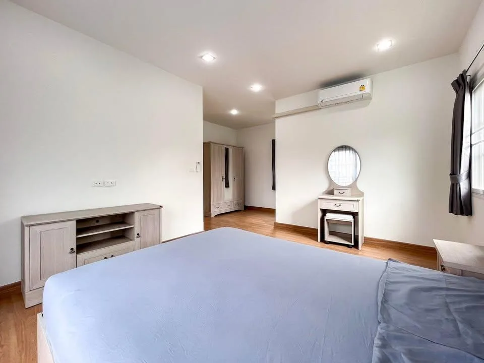 Property photos for Golden Neo Sathorn
