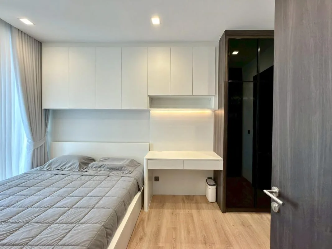 Property photos for Noble Around Ari