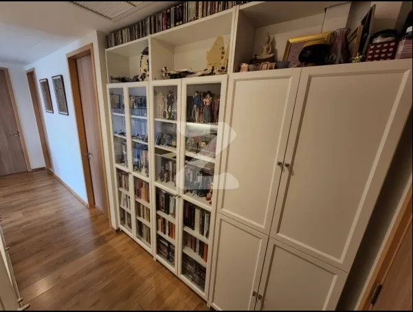 Property photos for Noble BE 33