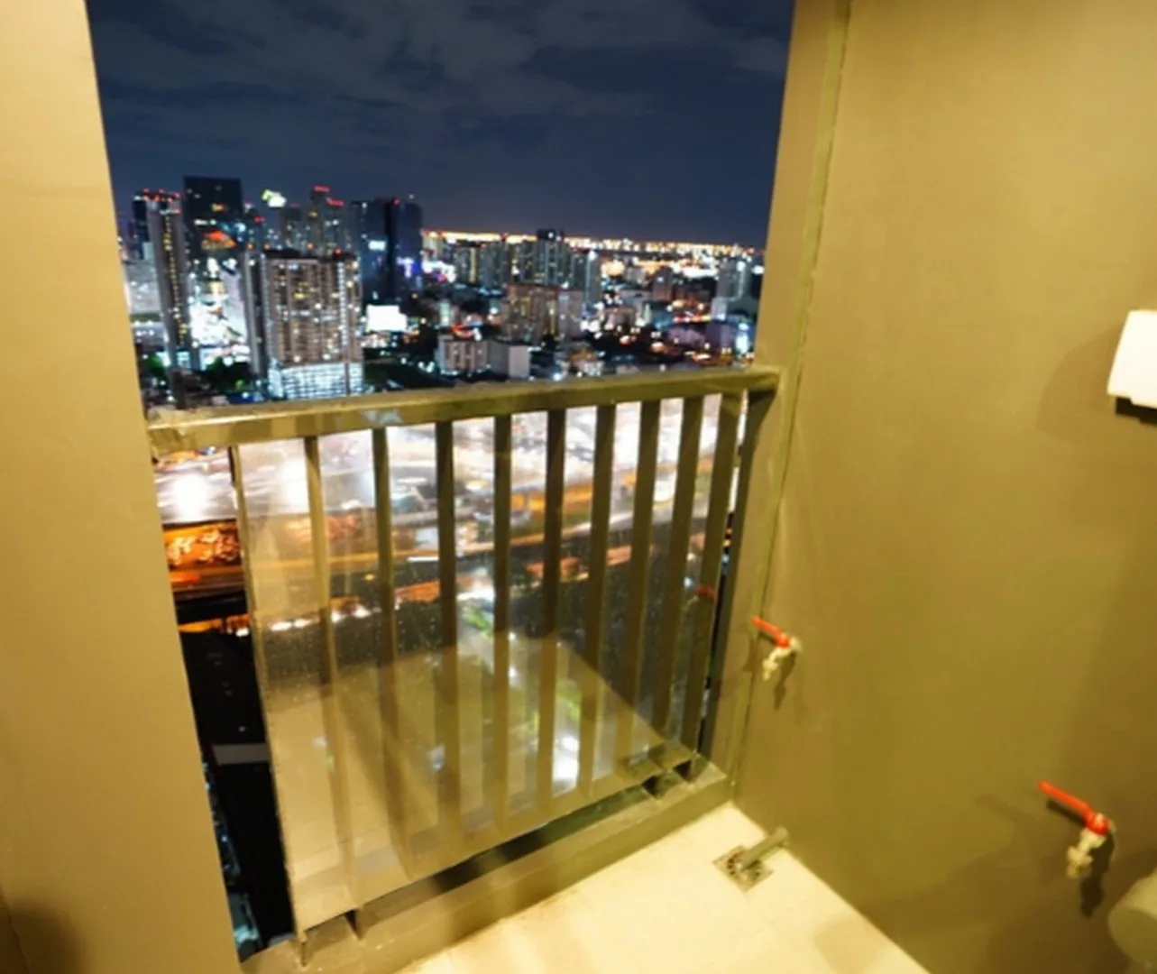 Property photos for Life Asoke