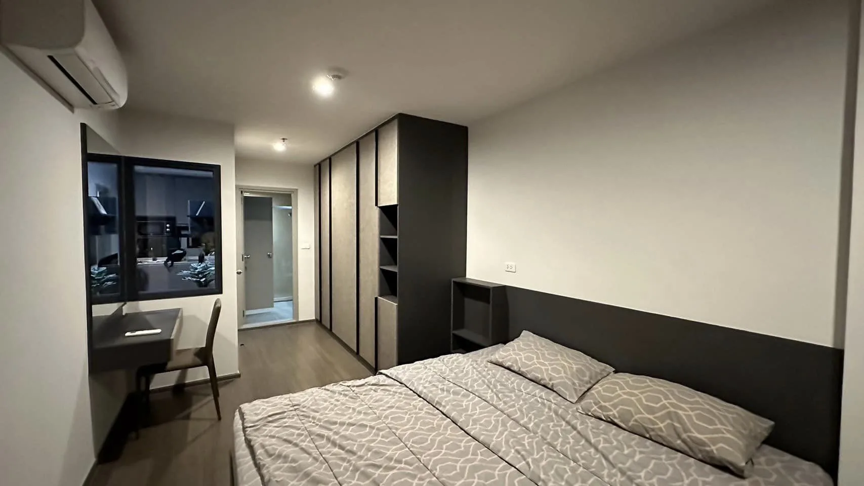 Property photos for Ideo Phaholyothin Chatujak