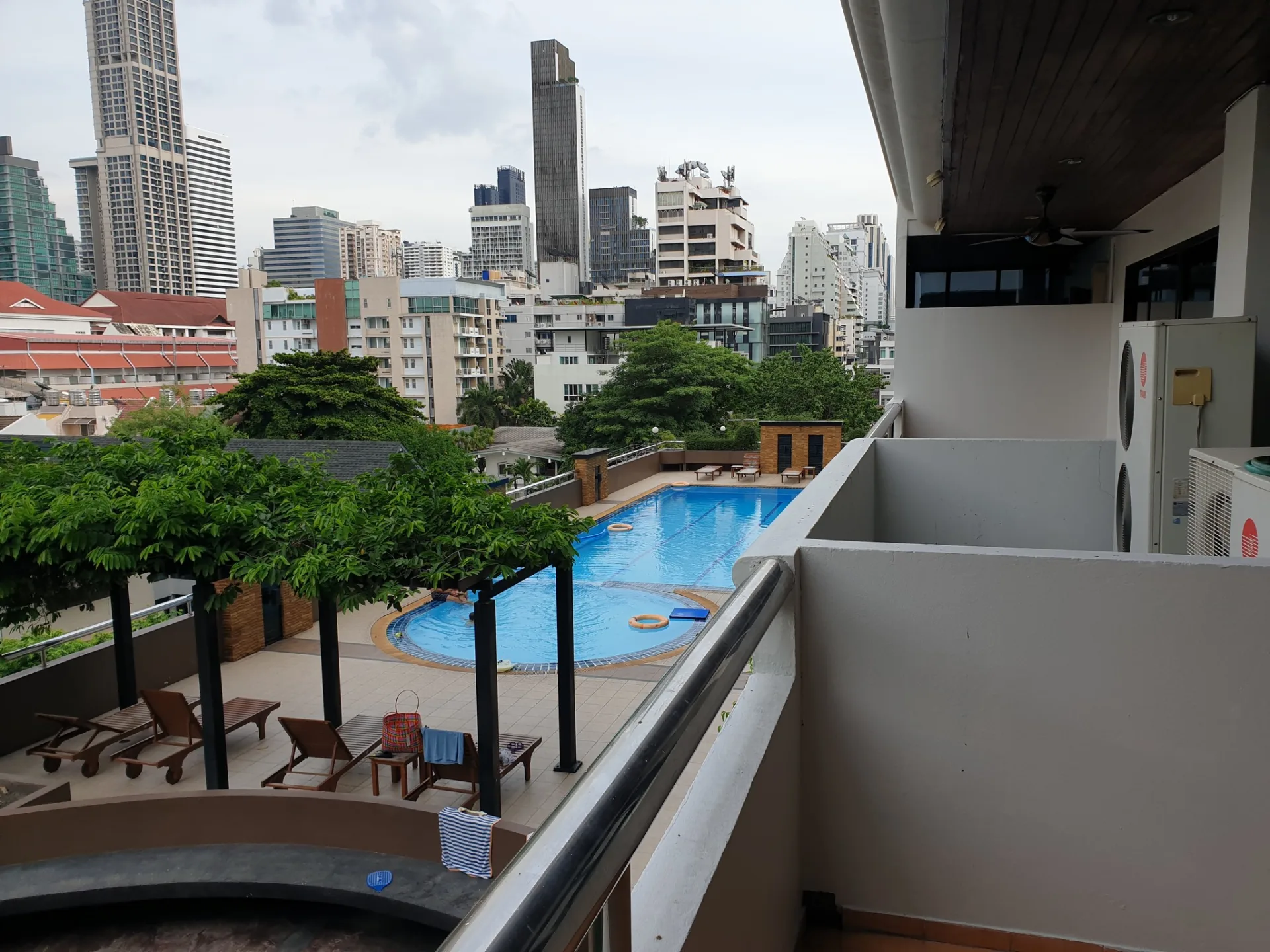 Property photos for Sethiwan Residence