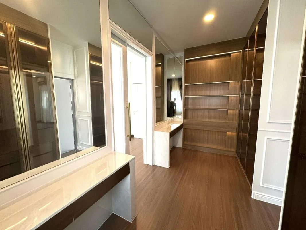 Property photos for The City Bangna
