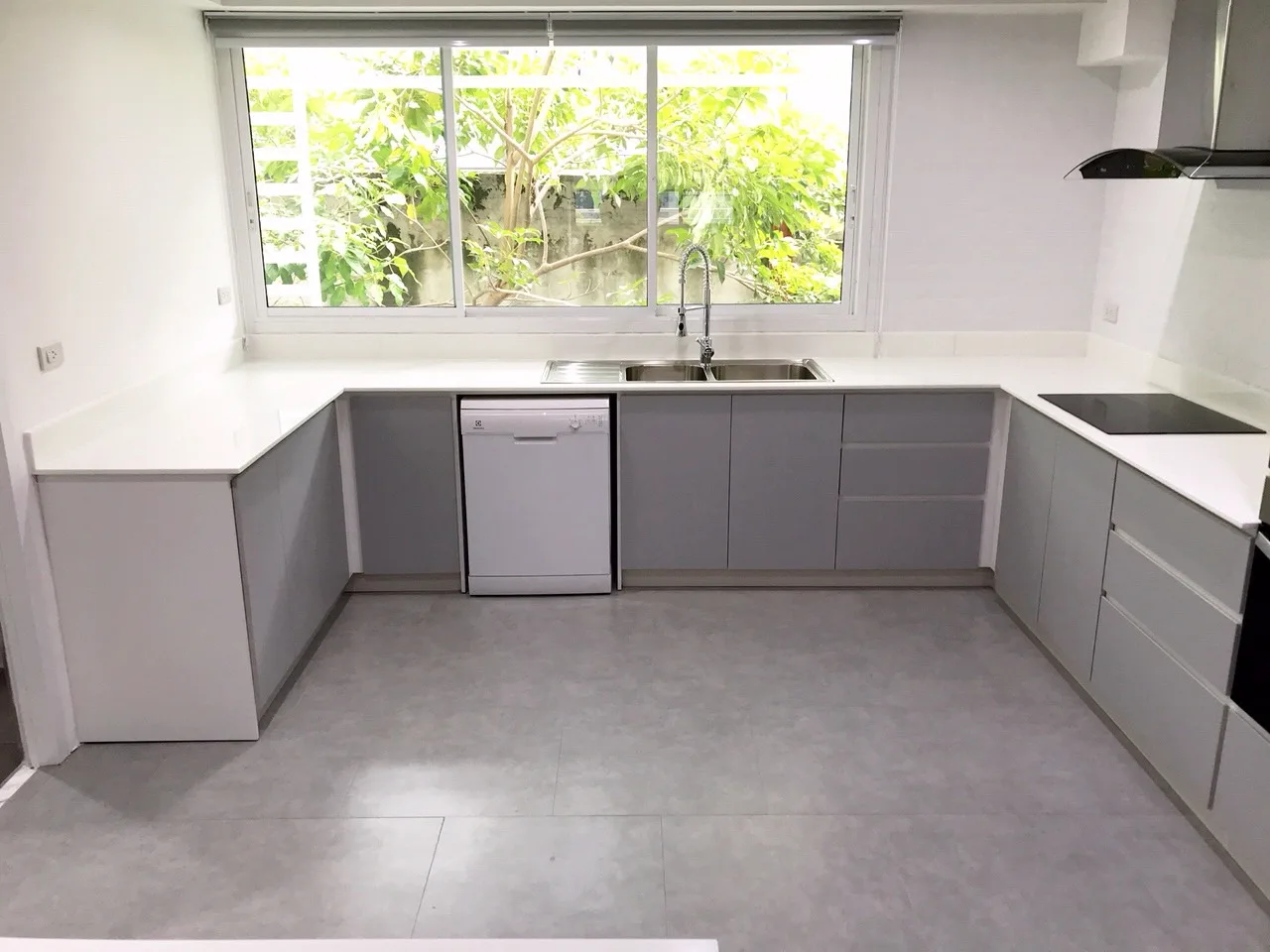 Property photos for Thonglor Garden