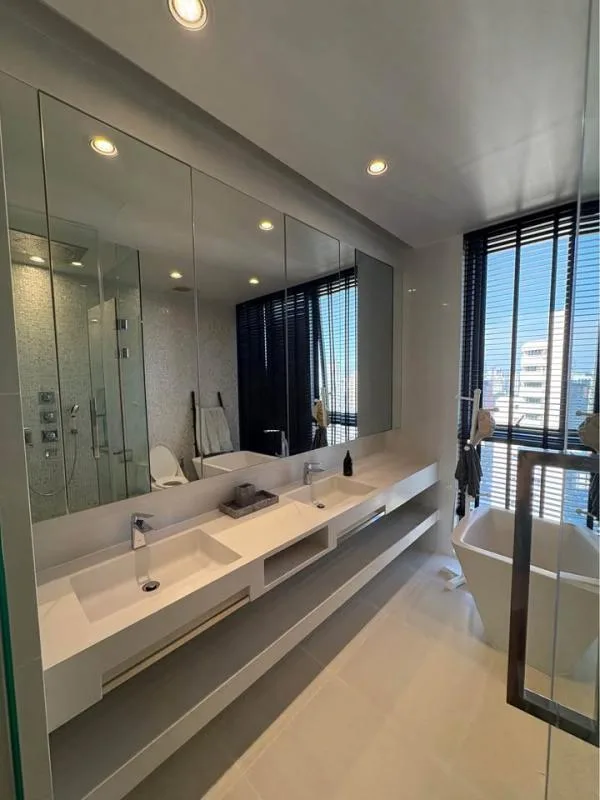 Property photos for Vittorio