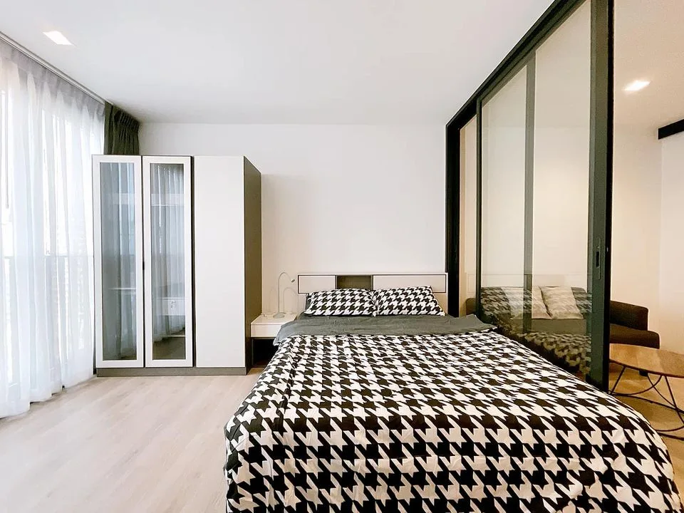 Property photos for THE LINE Phahonyothin Park