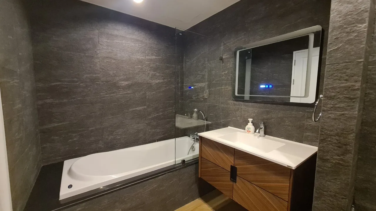 Property photos for The Amethyst Sukhumvit 39