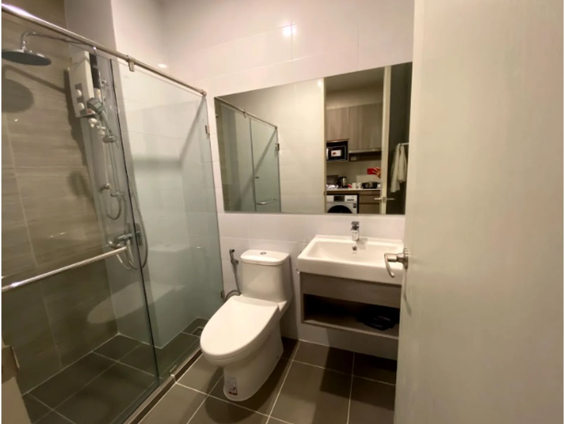 Property photos for KNIGHTSBRIDGE COLLAGE RAMKHAMHAENG