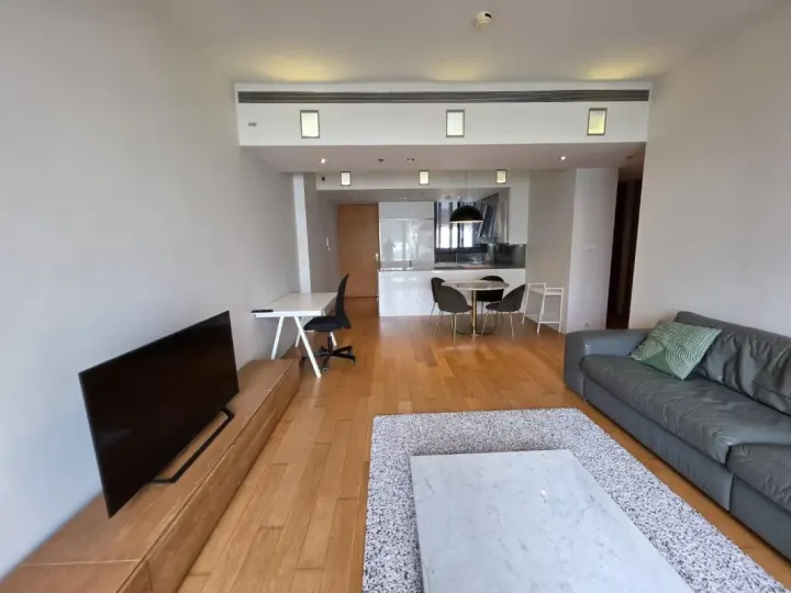 Property photos for The Met
