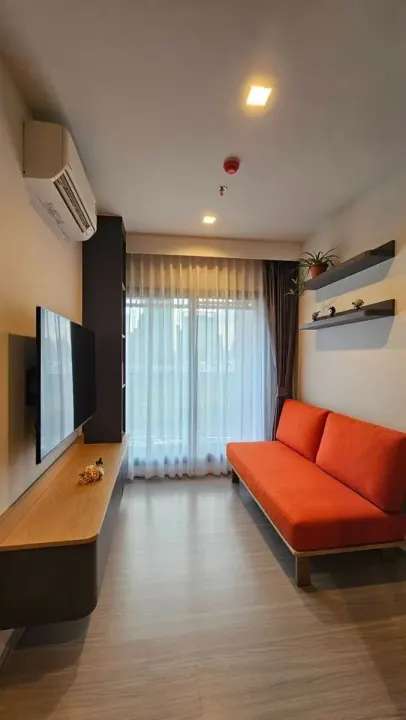 Property photos for Life Asoke Hype