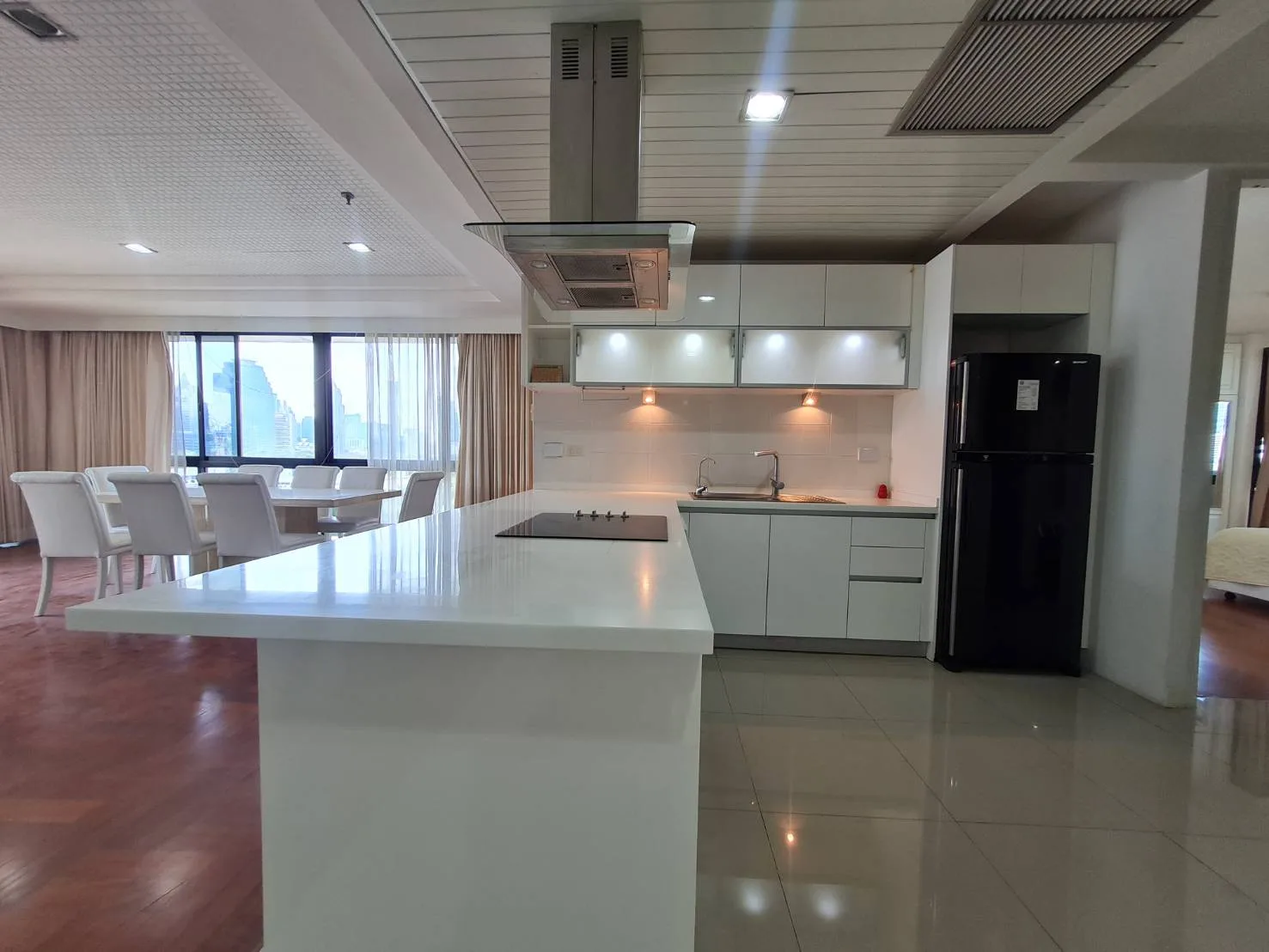 Property photos for Polo Park