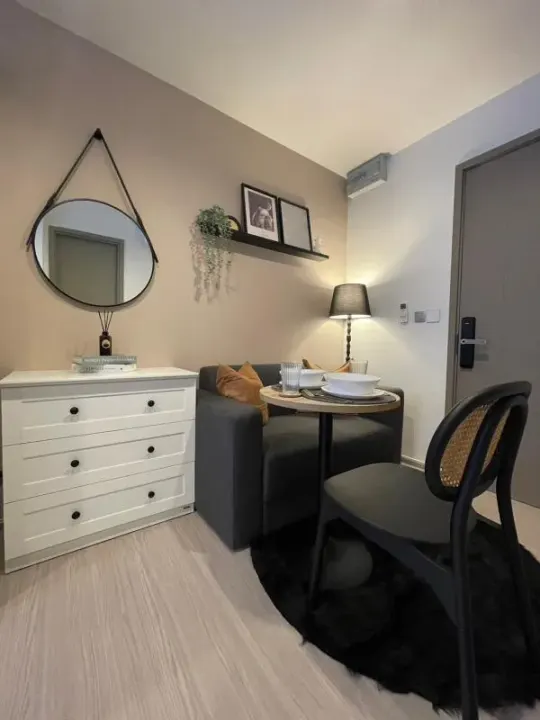 Property photos for Life Asoke Hype