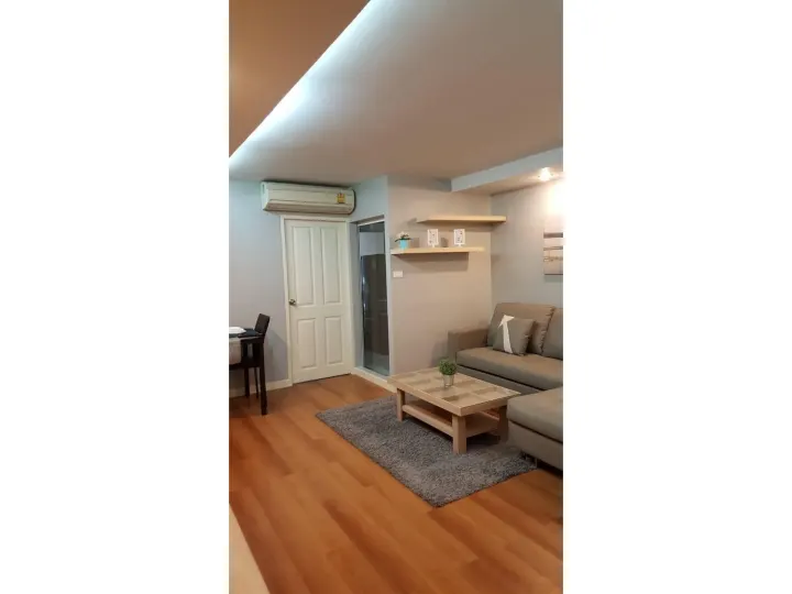 Property photos for Zenith Place  Sukhumvit 71