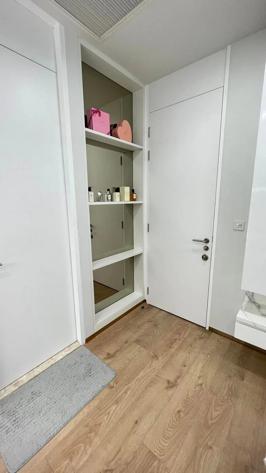 Property photos for Noble BE19