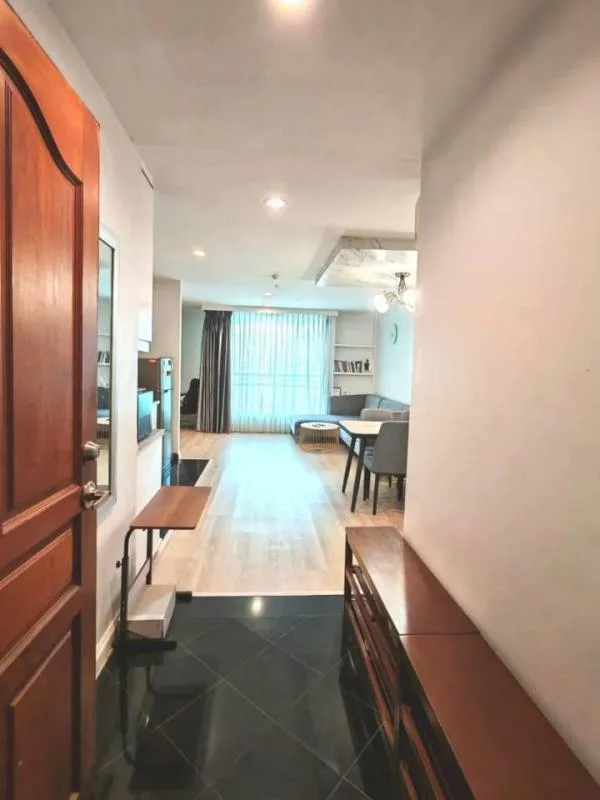 Property photos for Baan Pathumwan