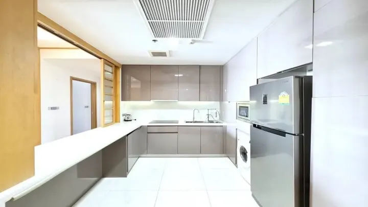 Property photos for Hyde Sukhumvit 13