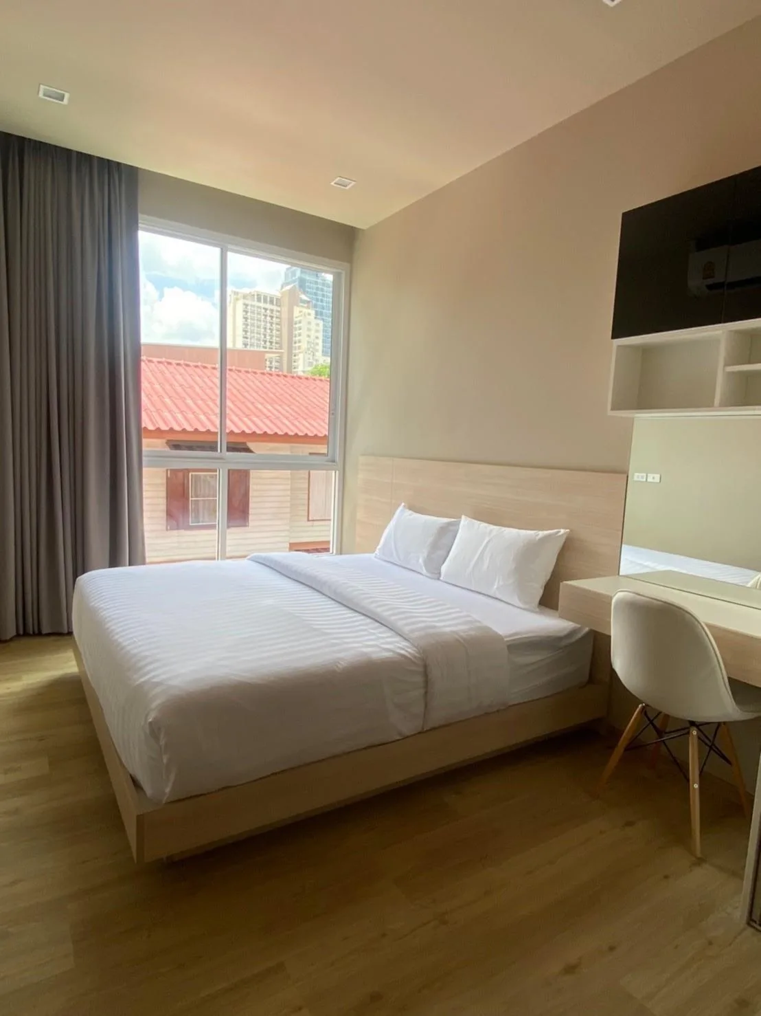 Property photos for Quartz Residence